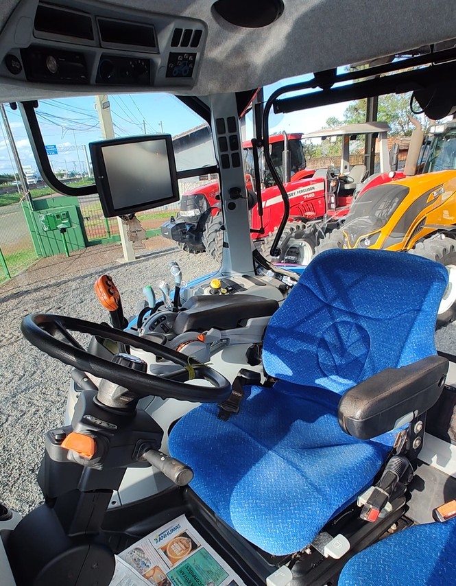 New Holland T7260 - 16/16 7