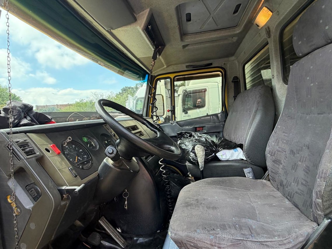 Mercedes Benz MB 710 - 08/08 2
