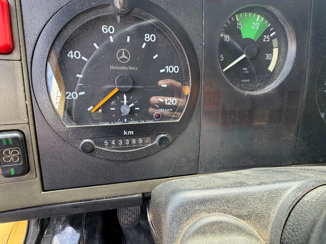 Mercedes Benz MB 710 - 08/08 4