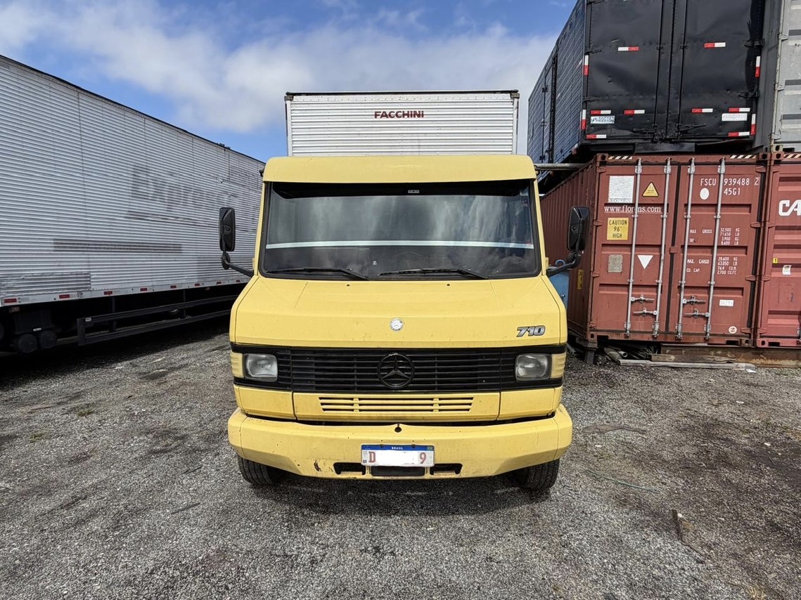 Mercedes Benz MB 710 - 08/08 6