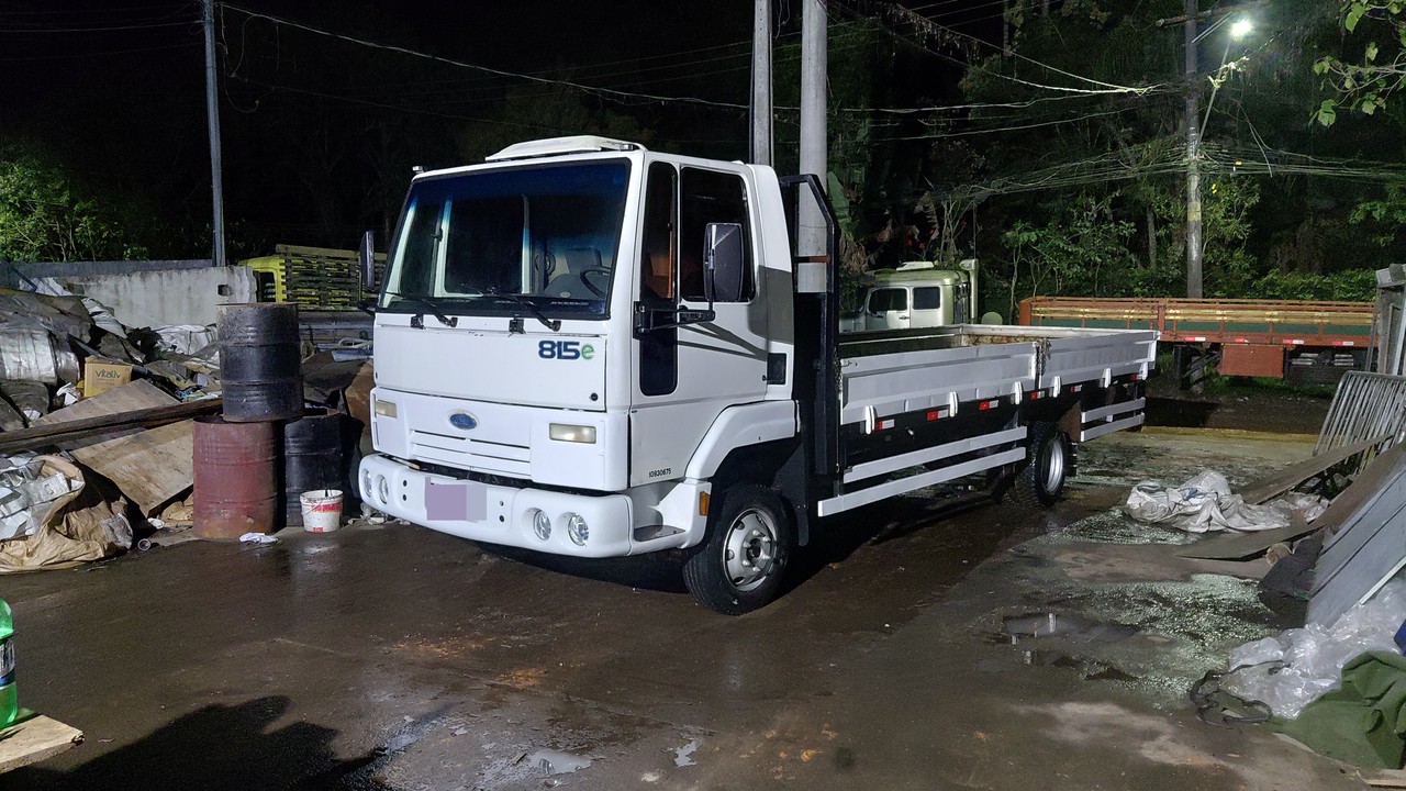 Ford Cargo815 - 08/09 2