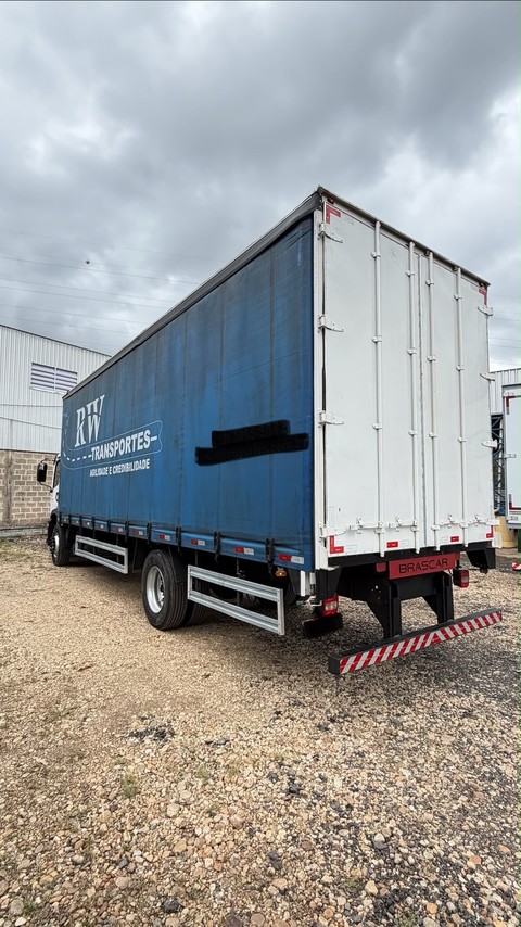 Volkswagen 17-230 E Constellation (DIESEL)(E5) - 19/20 6