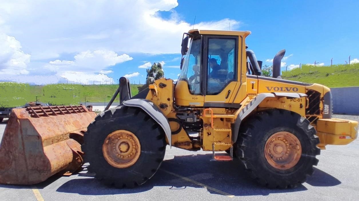Volvo L120F - 22/22 4