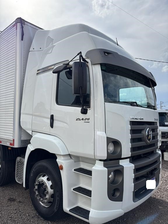 Volkswagen VW 25420 Constellation 6x2 - 19/20 5