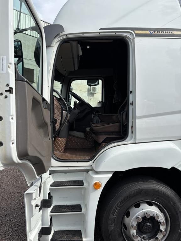 Volkswagen VW 25420 Constellation 6x2 - 19/20 8