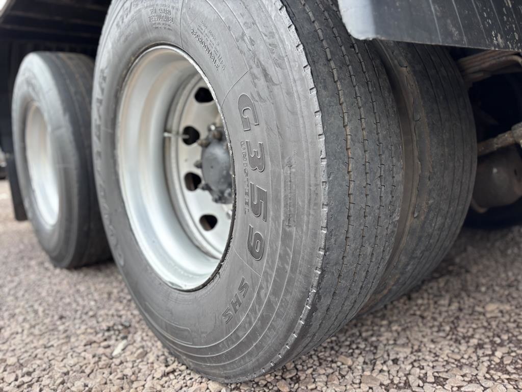 Volkswagen VW 25420 Constellation 6x2 - 19/20 19
