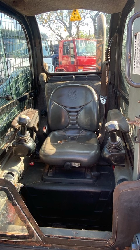 New Holland L218 - 15/15 2