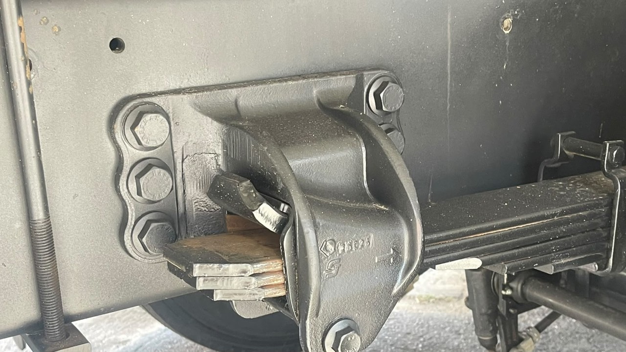 Volkswagen 26-260 Constellation 6x2 (E6) - 24/25 16