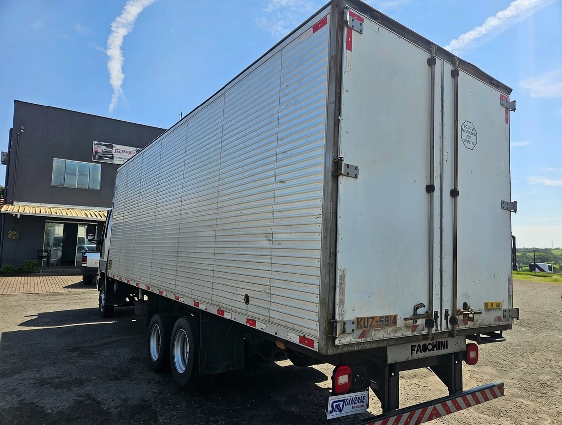 Ford Cargo815 - 08/09 8