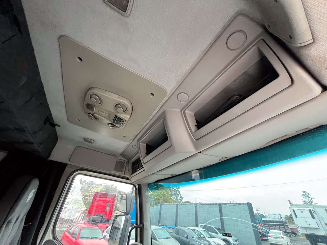 Volvo VM 270 - 15/16 8