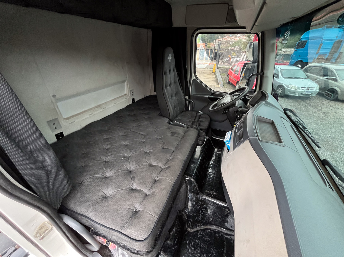 Volvo VM 270 - 15/16 9