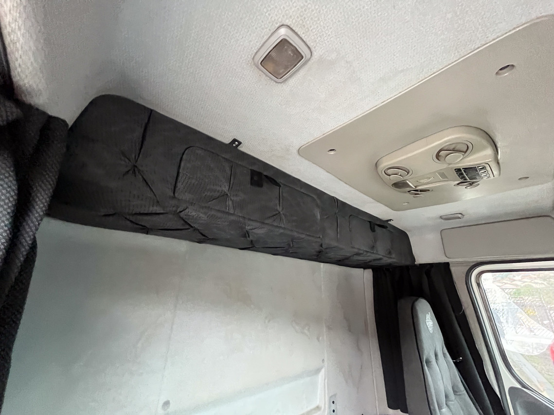 Volvo VM 270 - 15/16 10
