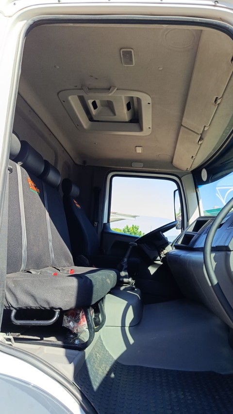 Volkswagen 17-260 Constellation Robust - 20/21 5