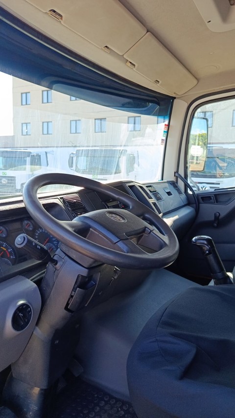 Volkswagen 17-260 Constellation Robust - 20/21 12