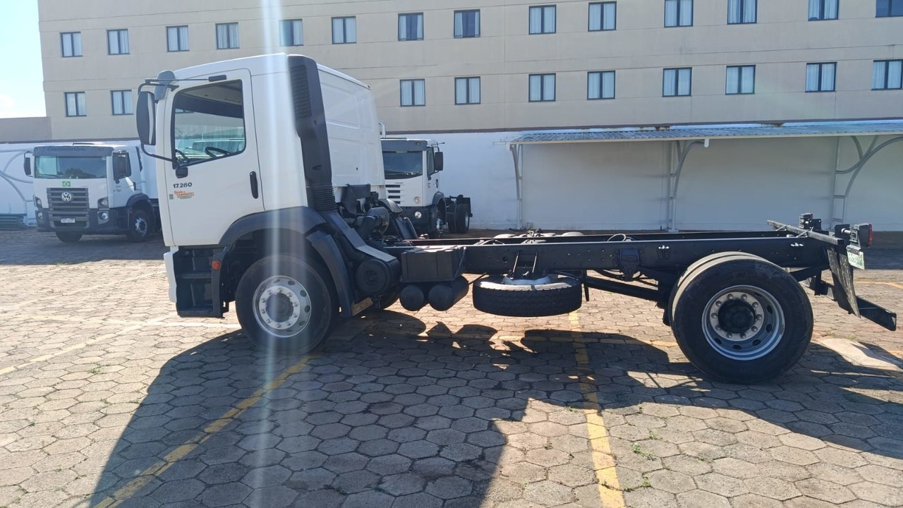 Volkswagen 17-260 Constellation Robust - 20/21 20