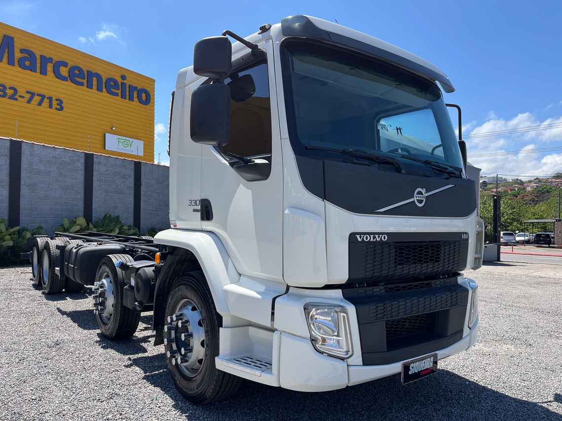 Volvo VM330 - 24/24 3