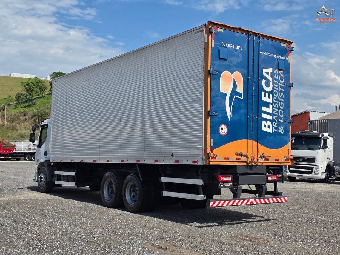 Volvo VM 270 - 14/15 4