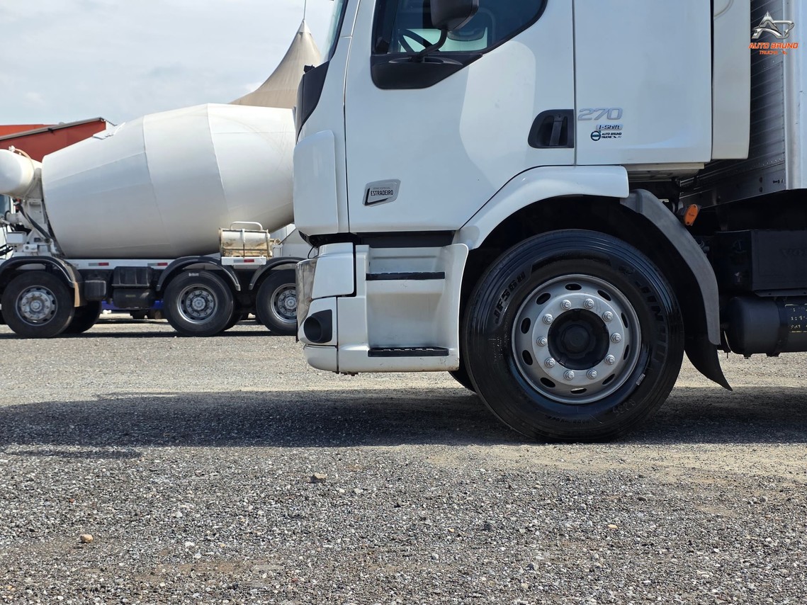 Volvo VM 270 - 14/15 13