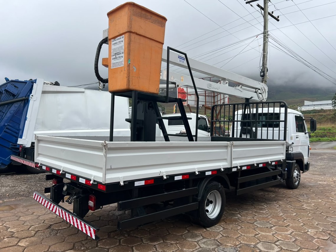 Volkswagen 8 160 - 13/13 5