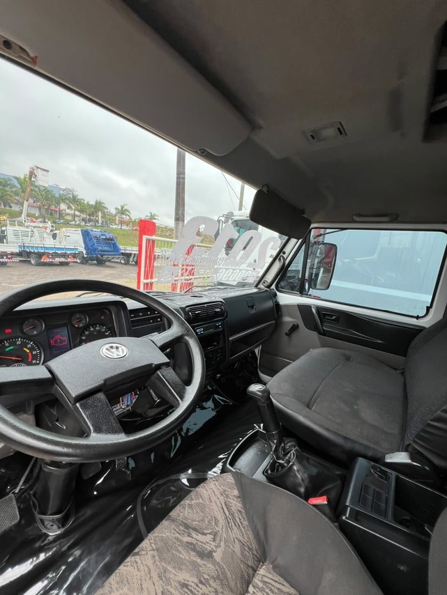 Volkswagen 8 160 - 13/13 11