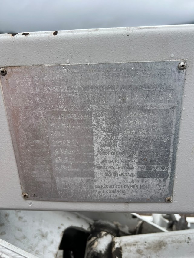 Volkswagen 8 160 - 13/13 15