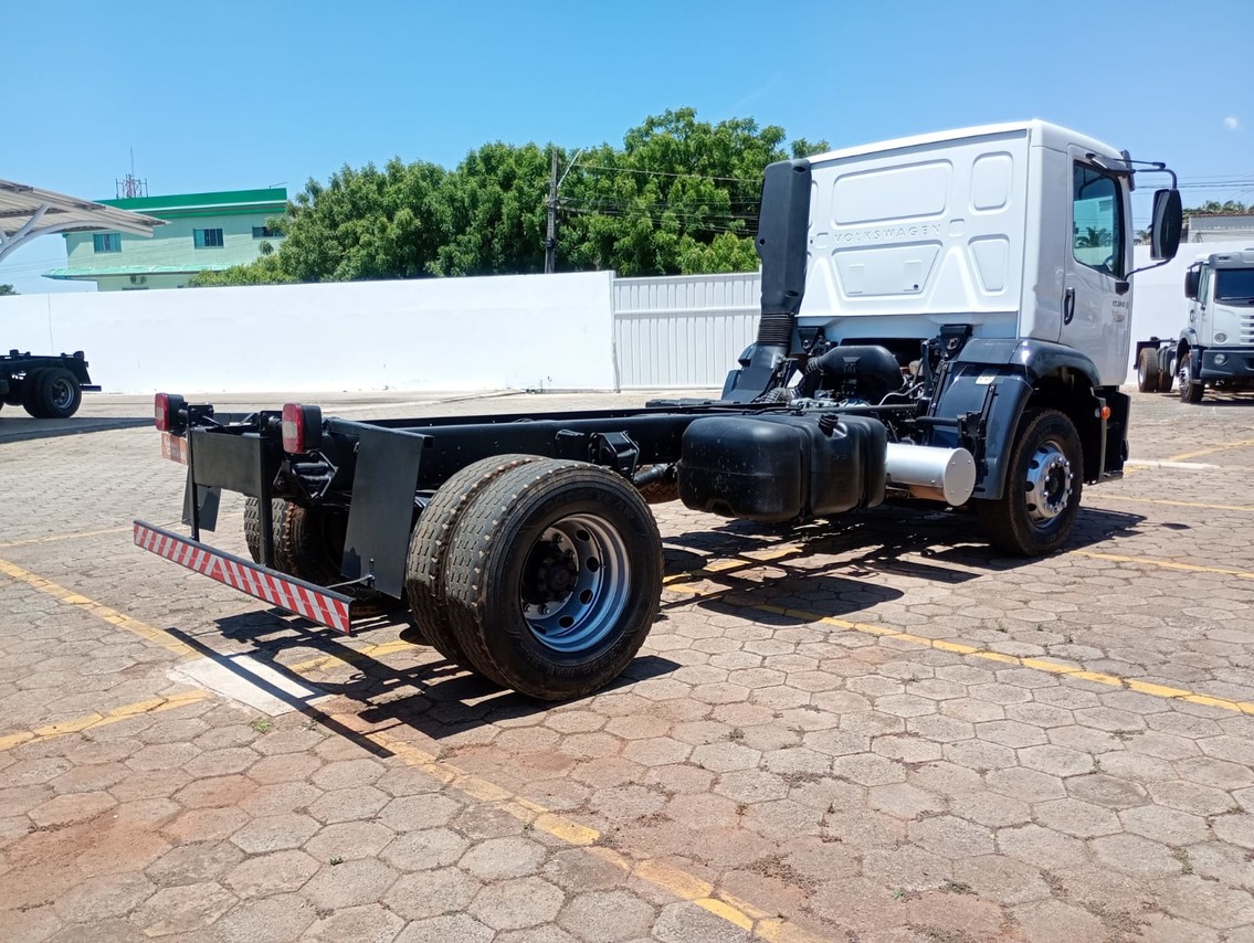 Volkswagen 17-260 Constellation Robust - 21/22 4