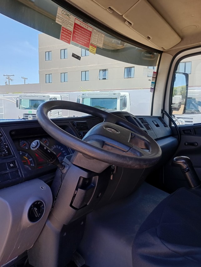 Volkswagen 17-260 Constellation Robust - 21/22 11