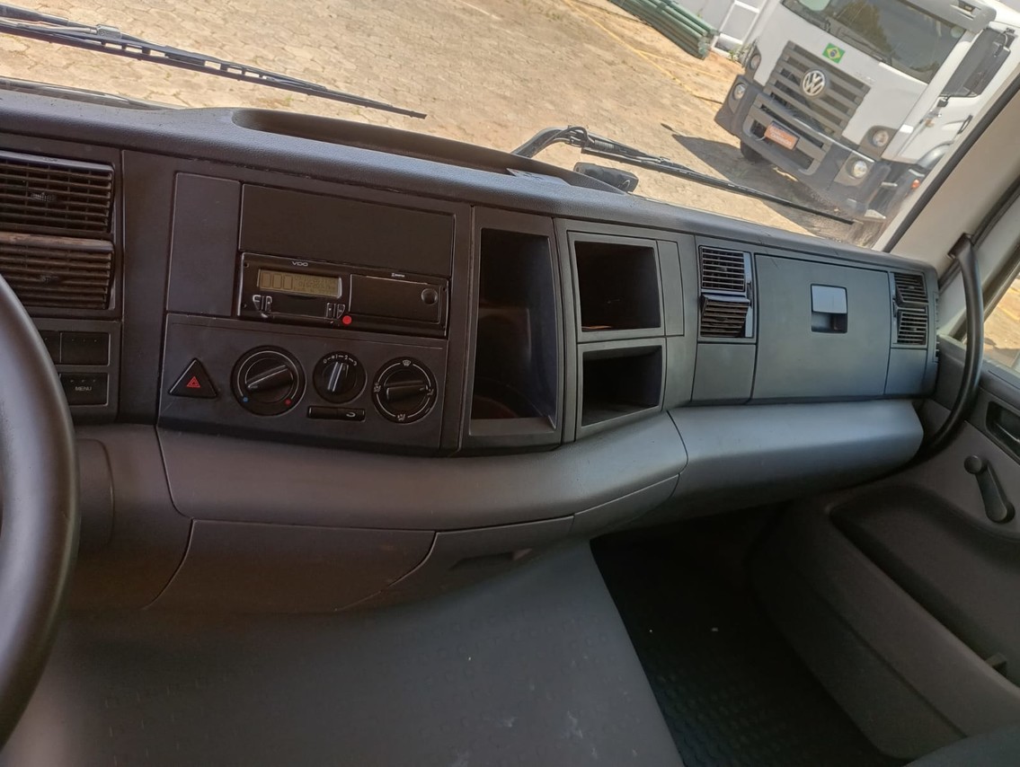Volkswagen 17-260 Constellation Robust - 21/22 13