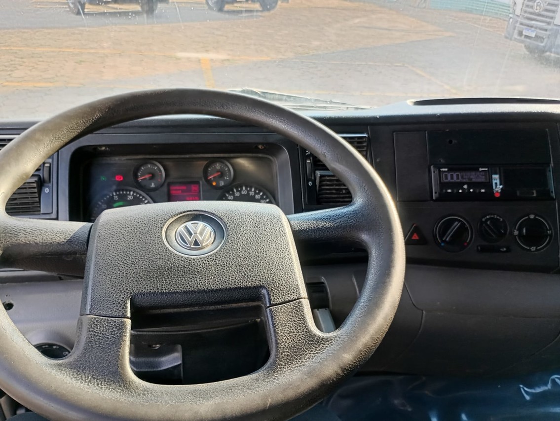Volkswagen 17-260 Constellation Robust - 21/22 4