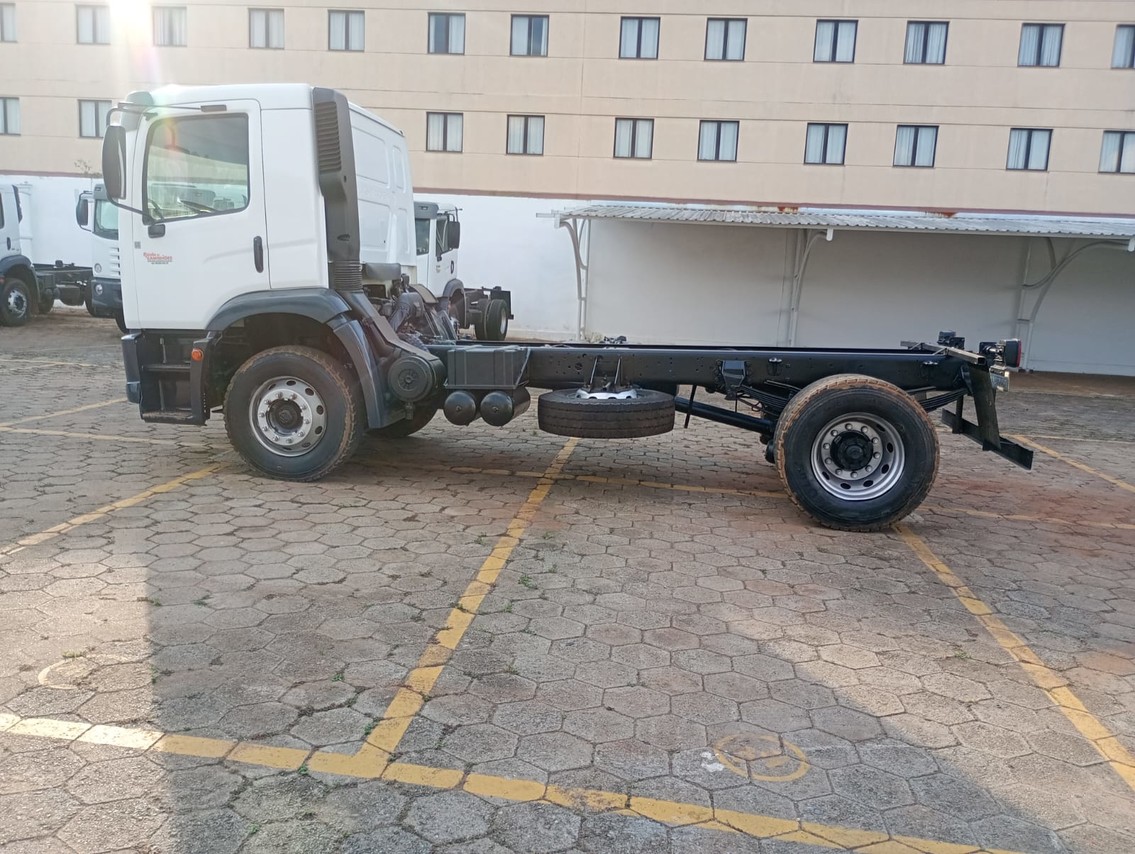 Volkswagen 17-260 Constellation Robust - 21/22 10