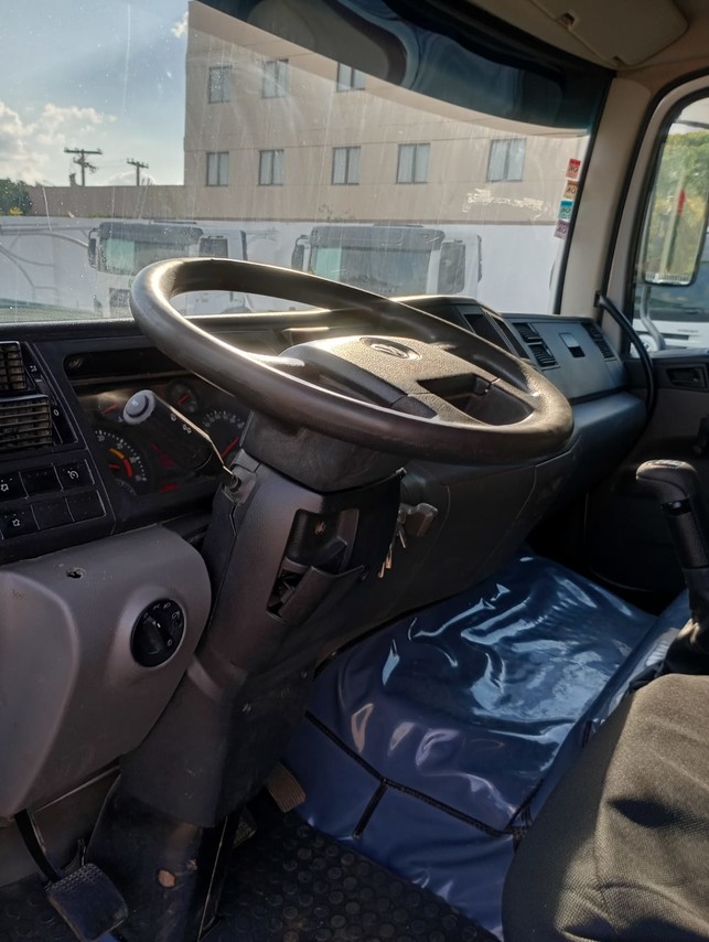 Volkswagen 17-260 Constellation Robust - 21/22 12