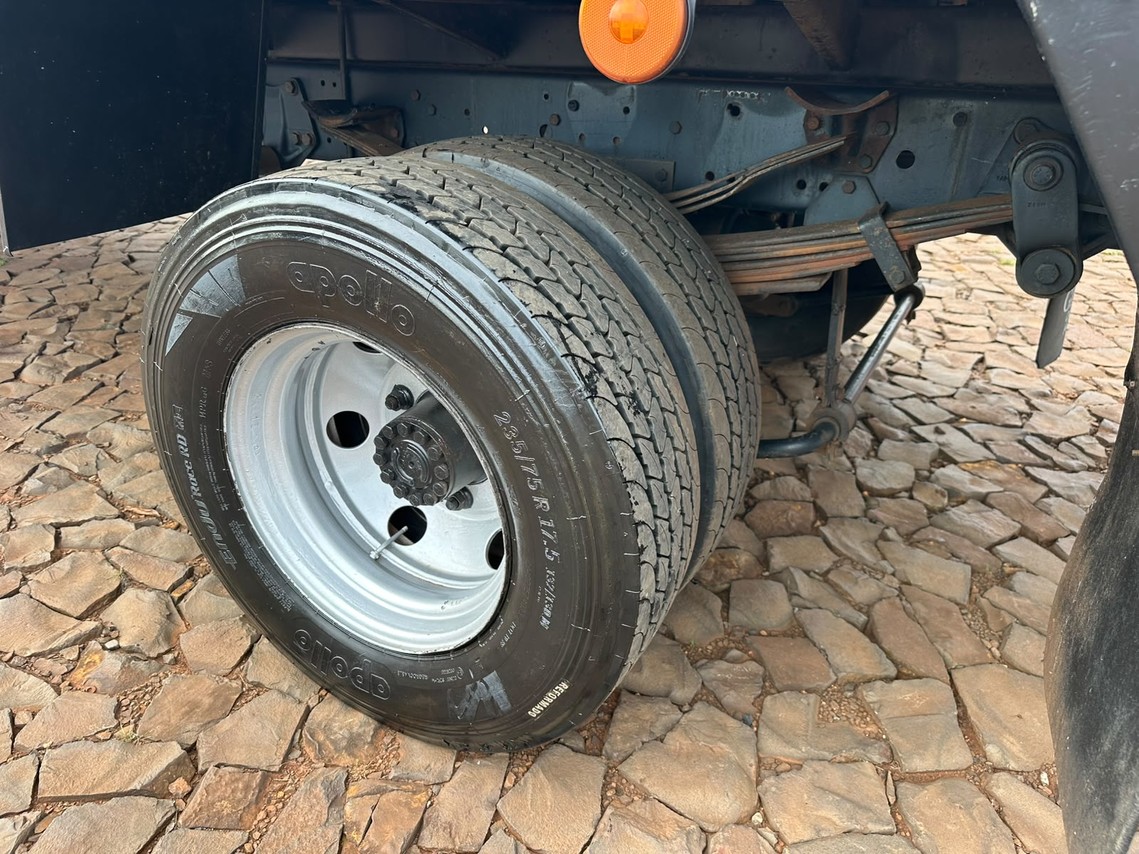 Volkswagen VW 9150 - 10/11 11