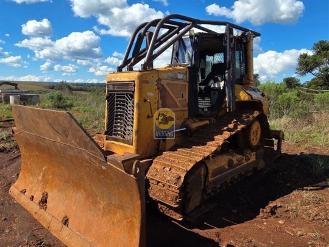 Caterpillar  D6 - 11/1 3