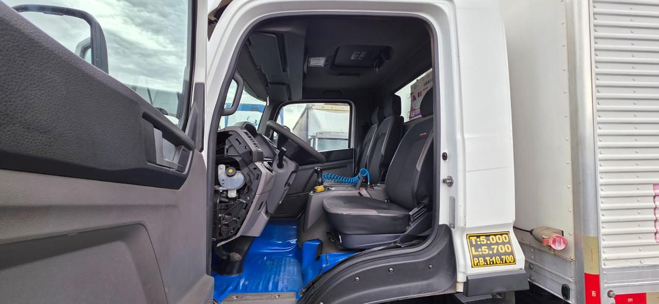 Volkswagen 11-180 Delivery  - 21/22 16