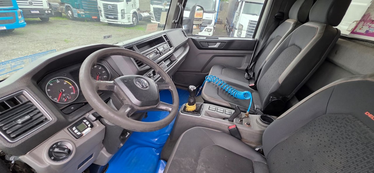 Volkswagen 11-180 Delivery  - 21/22 18
