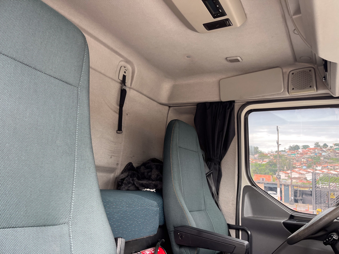 Volvo VM 330 - 19/20 6