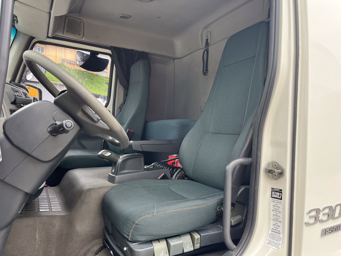 Volvo VM 330 - 19/20 14