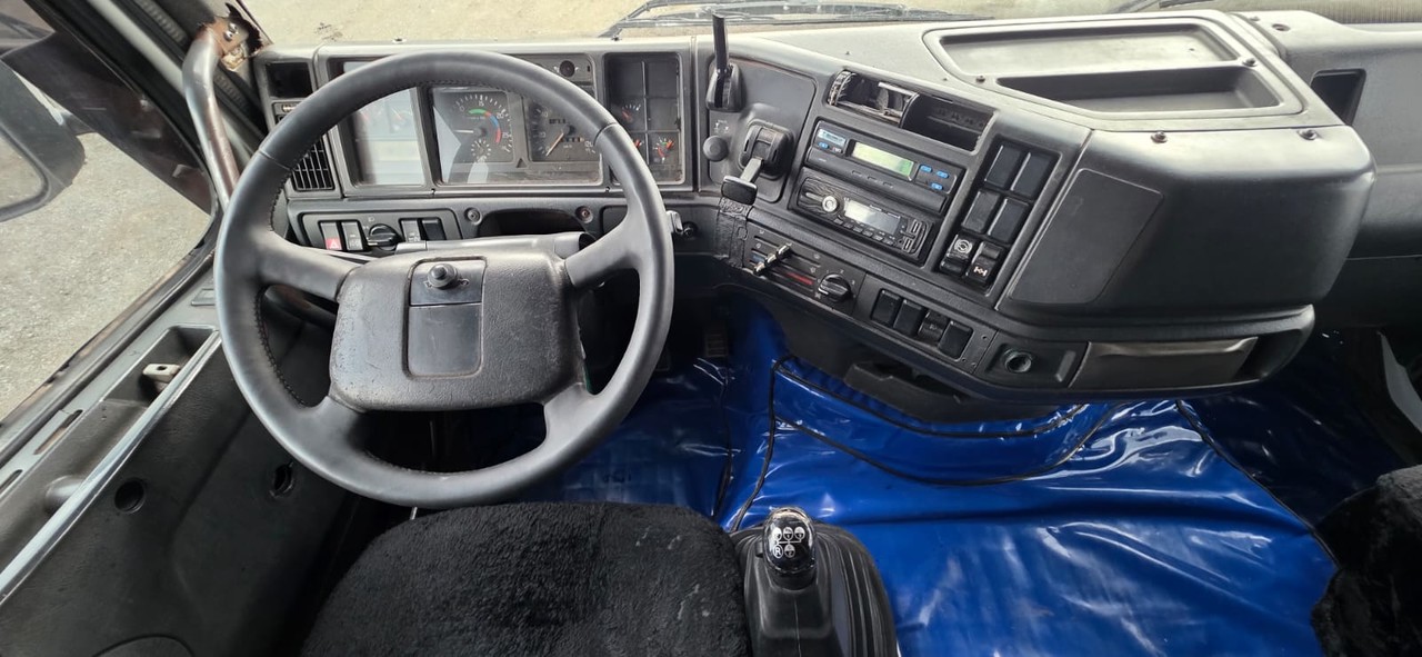 Volvo FH 380 - 99/00 14