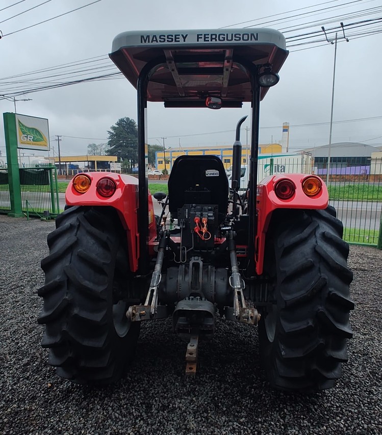 Massey Ferguson 4275 - 12/12 4