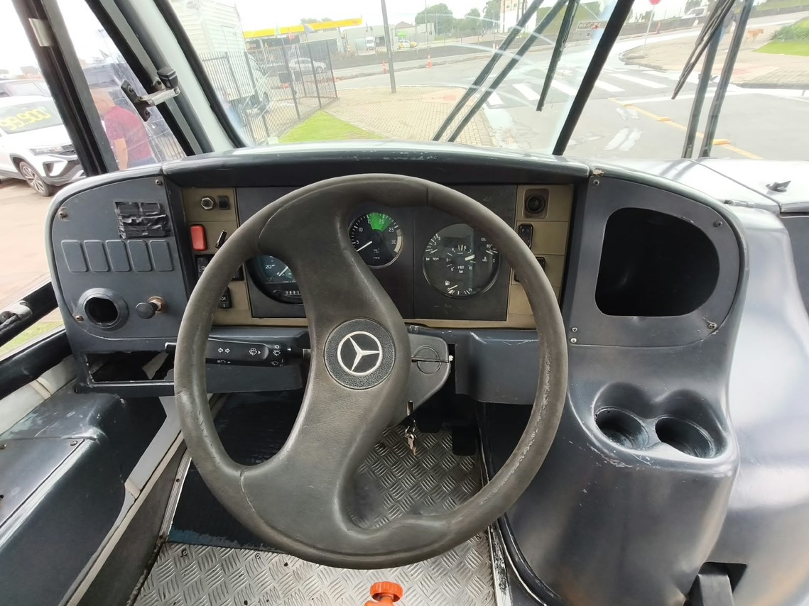 Mercedes Benz Neobus - 23/23 3