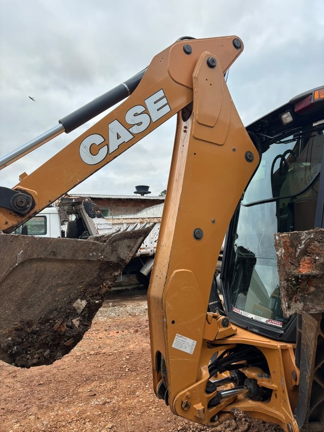 Case 580N - 20/20 6