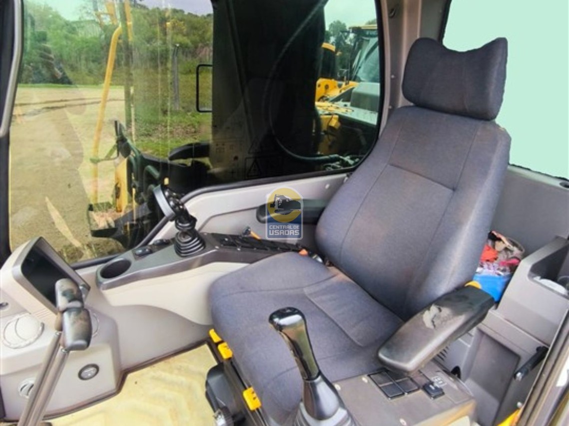 Volvo EC210 - 20/20 10