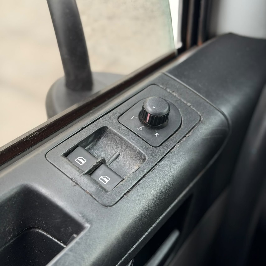 Volkswagen 24-260 Constellation 6x2 - 22/23 8