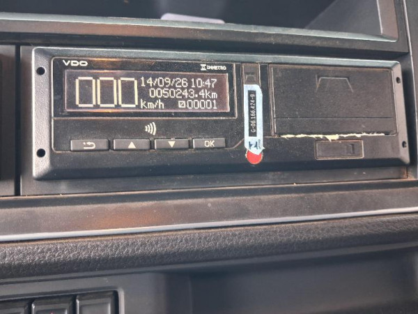 Volkswagen 9 180 - 24/25 3