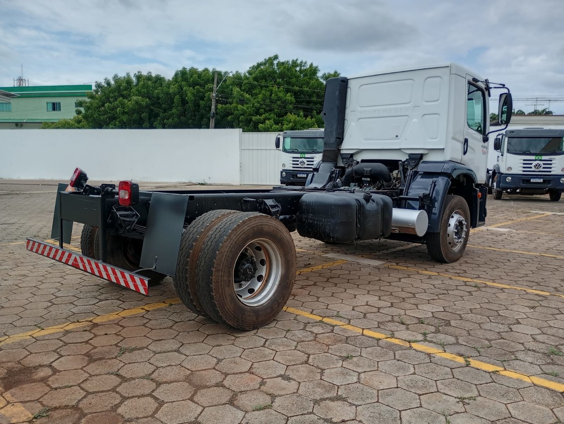 Volkswagen 17-260 Constellation Robust - 21/22 4