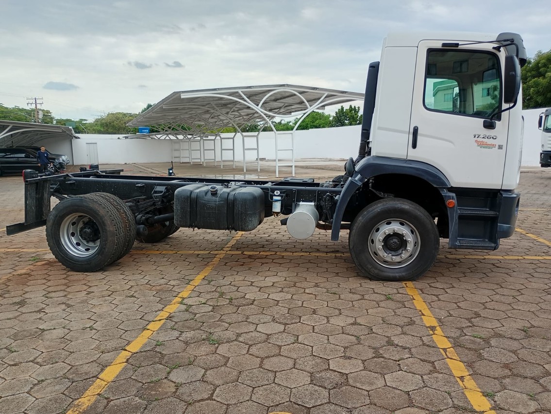 Volkswagen 17-260 Constellation Robust - 21/22 3