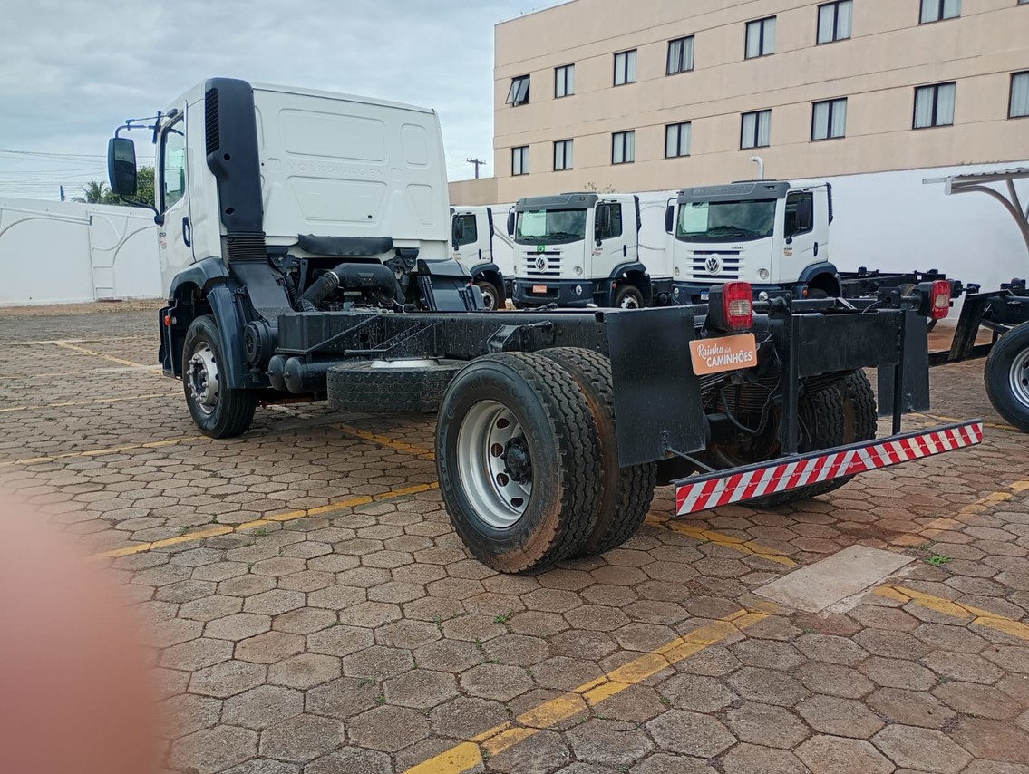 Volkswagen 17-260 Constellation Robust - 21/22 7
