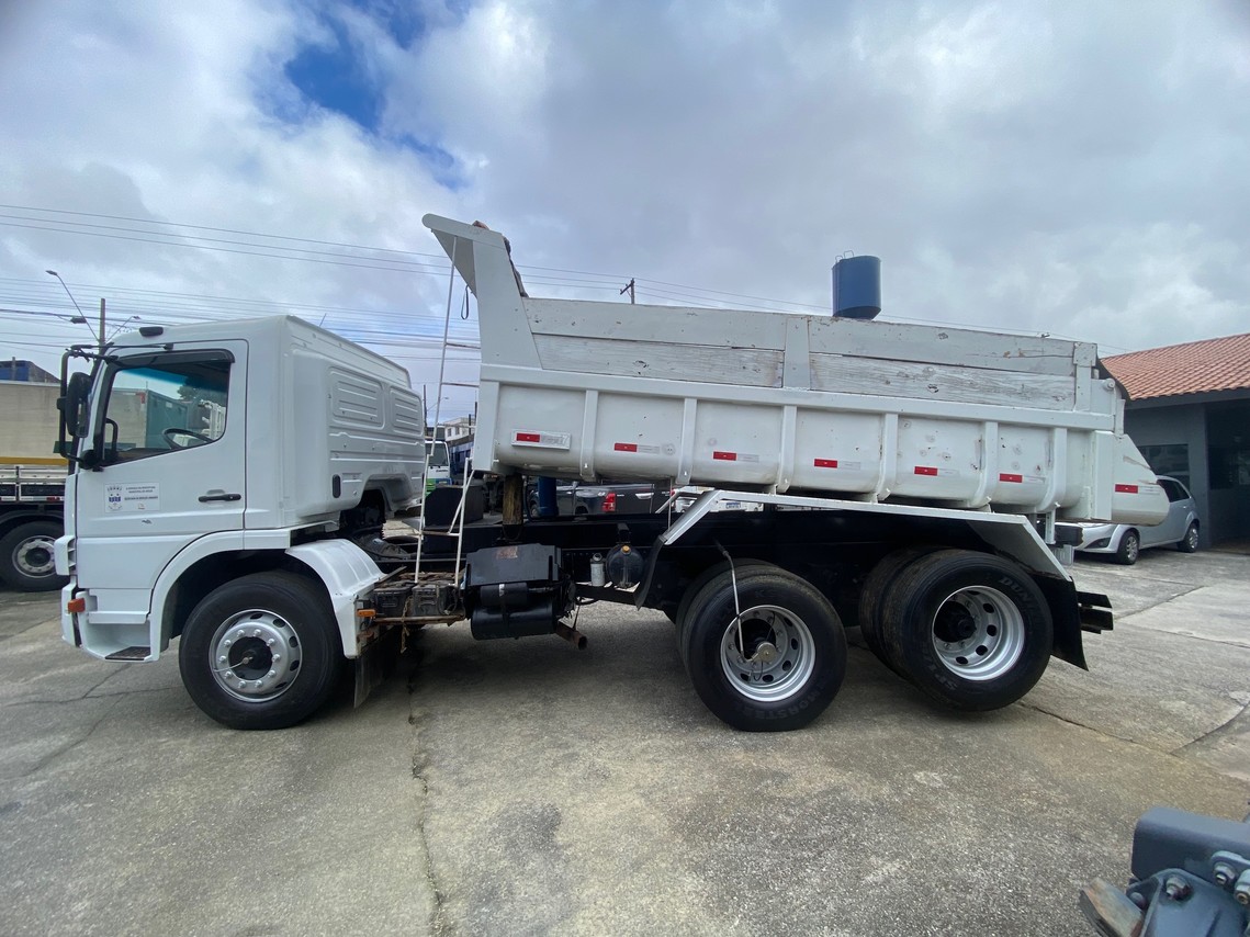 Mercedes Benz Atego 2425 - 06/06 5
