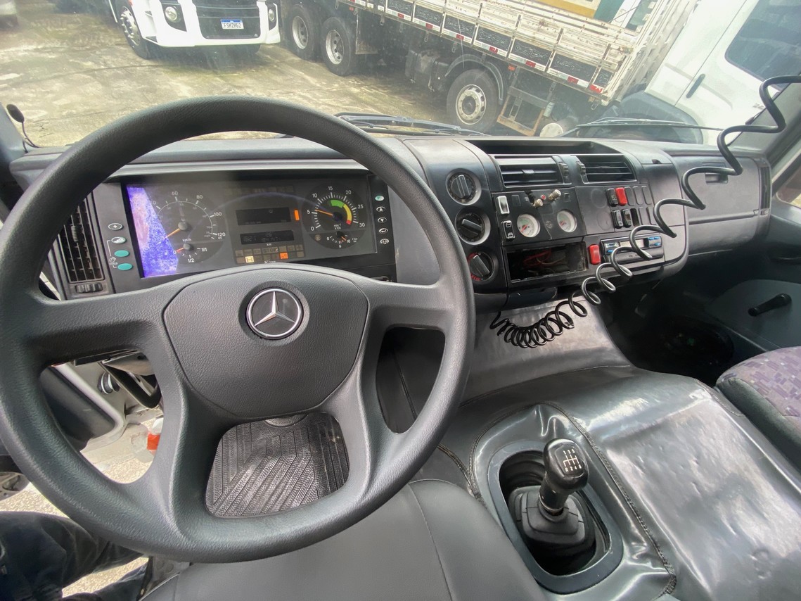 Mercedes Benz Atego 2425 - 06/06 12