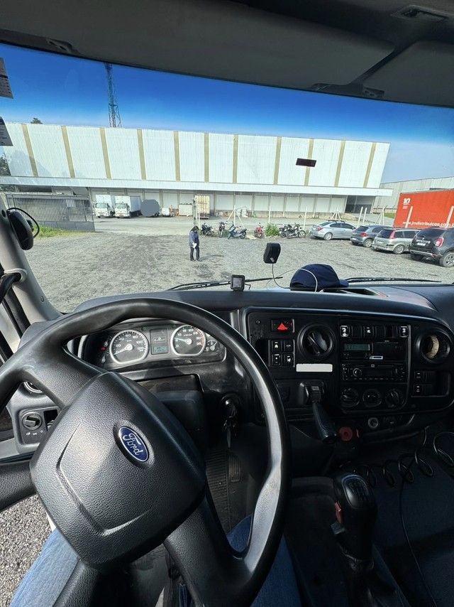 Ford Cargo2429 - 18/19 8